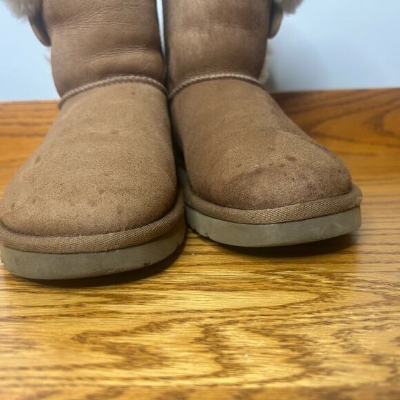 UGG Bailey Button Size 7 Boot Bootie Snow Winter - Picture 8 of 11